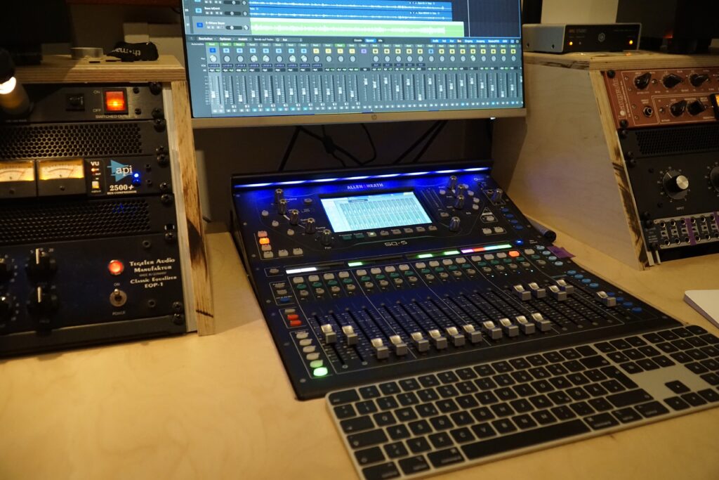 Control Room im Plank-Tonstudio Wien