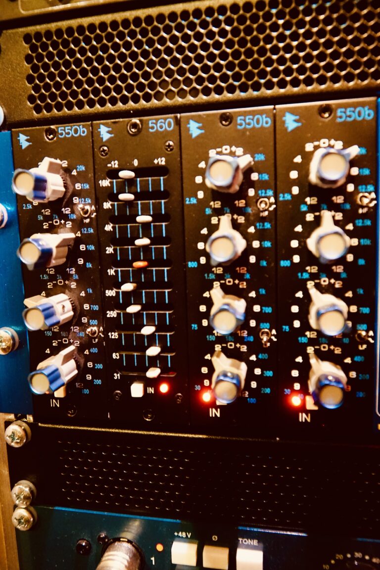 API EQ um den Sound der Aufnahmen ohne Plugins zu formen