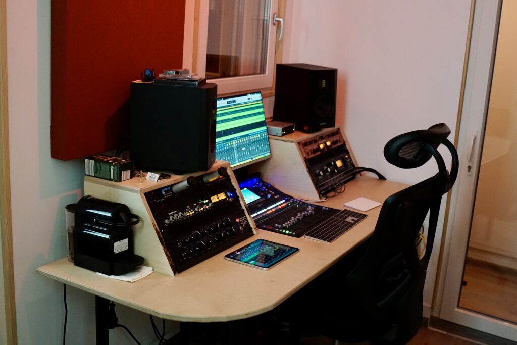 Control Room Plank-Tonstudio recording Wien