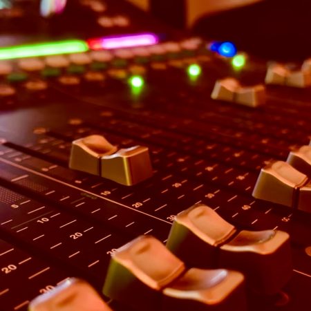 Mischpult Monitoring Live Aufnahmen Plank-Tonstudio Wien